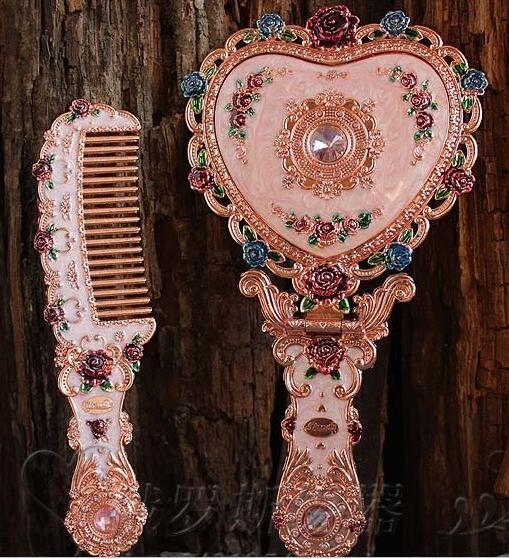 Vintage Heart Shape Hand Mirror