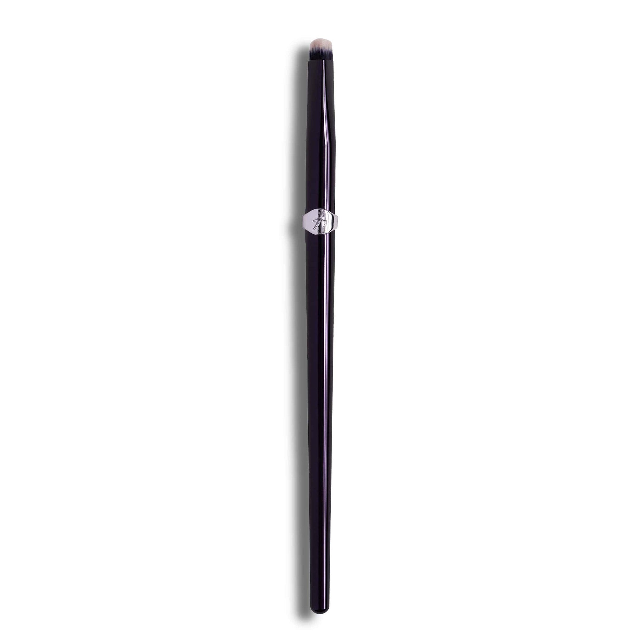 Eye Pinnacle Detail Brush