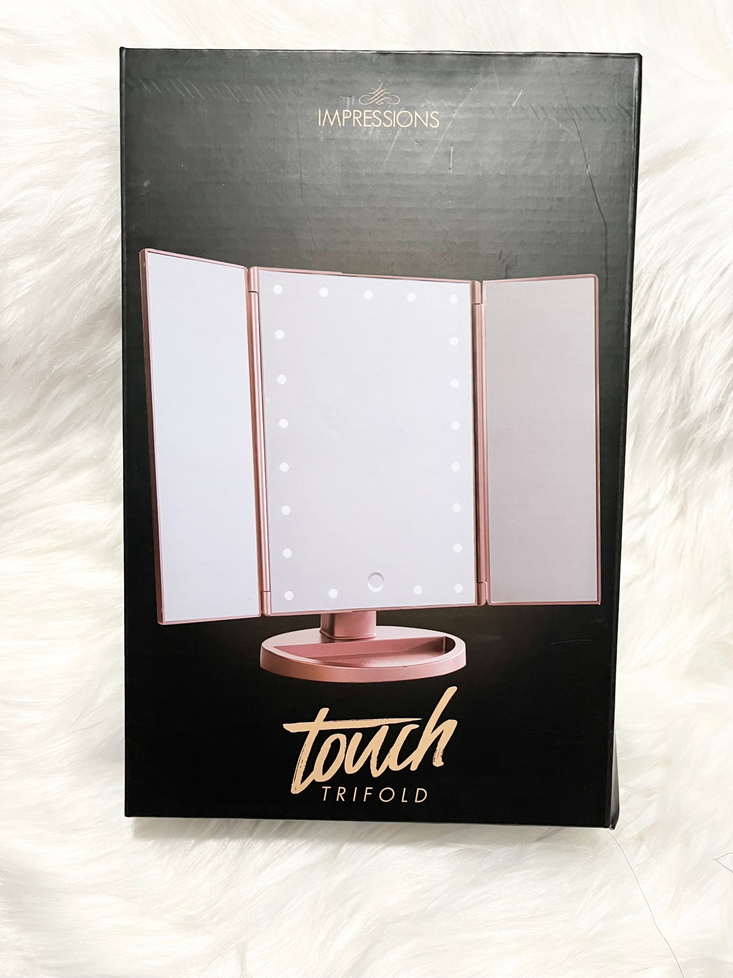 LED Tri-Fold Mirror